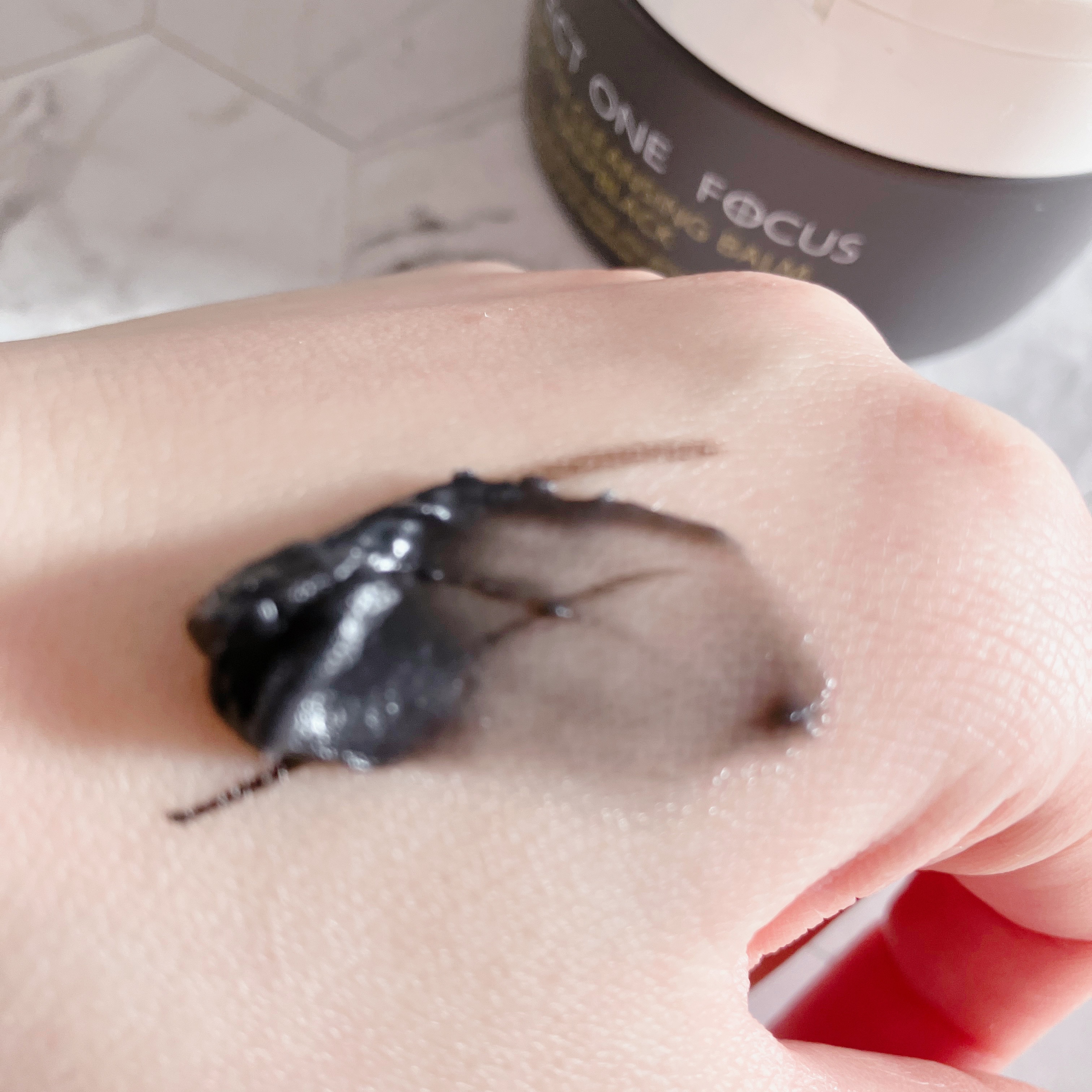 パーフェクトワンフォーカス スムースクレンジングバーム ディープブラック/PERFECT ONE  FOCUS/クレンジングバームを使ったクチコミ（3枚目）