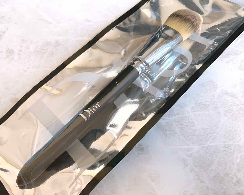 【旧】ディオールスキン フォーエヴァー フルイド グロウ/Dior/リキッドファンデーションを使ったクチコミ（1枚目）