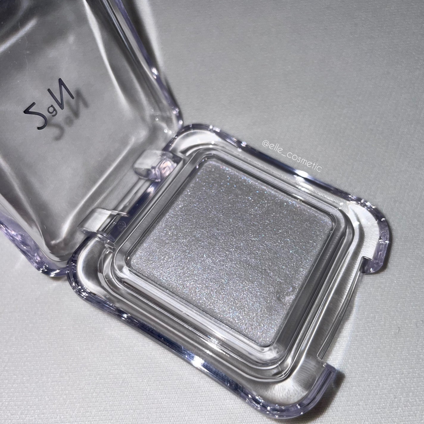 ピュアグラッシュ ハイライター/2aN/パウダーハイライトを使ったクチコミ(3枚目)