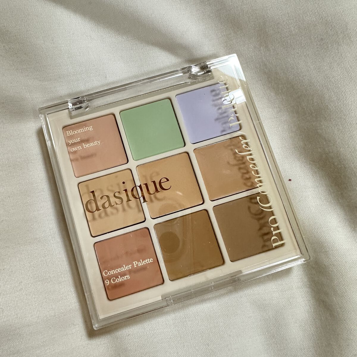 Vカットブレンディングシェーディング/dasique/シェーディングを使ったクチコミ（2枚目）