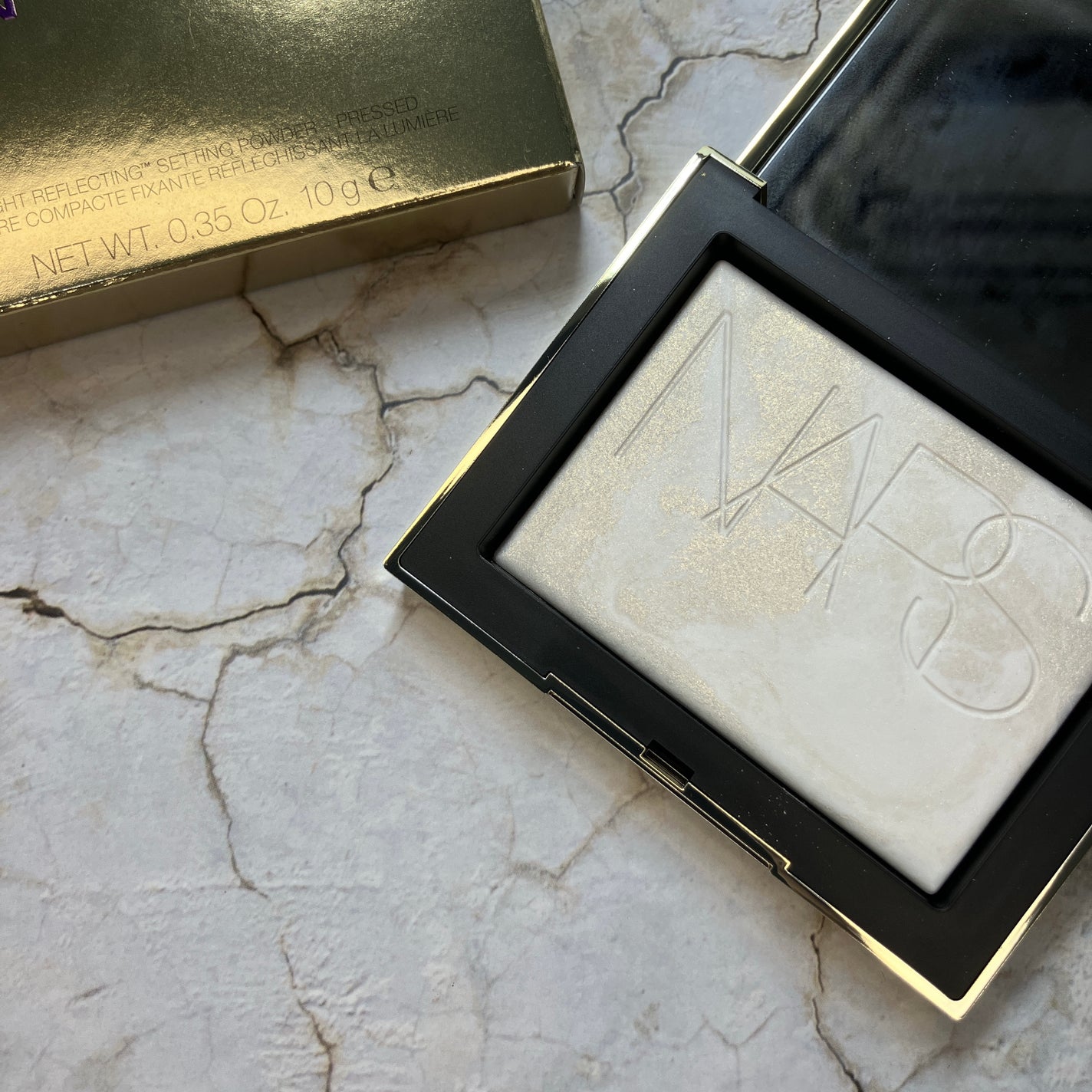 ゴールドダスト ライトライトリフレクティング セッティングパウダー/NARS/プレストパウダーを使ったクチコミ(1枚目)