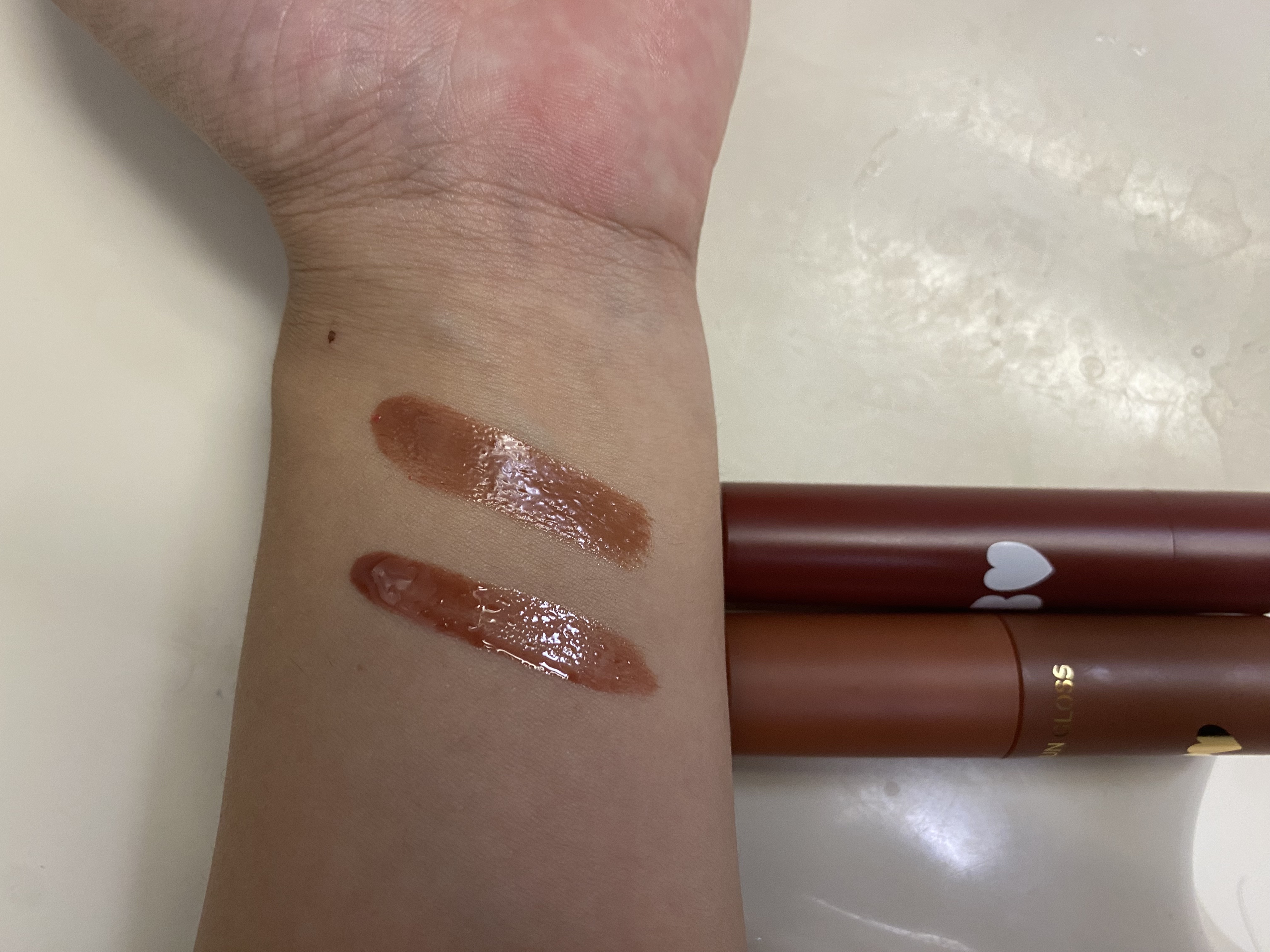 つやぷるリップR 03 きまぐれBROWN【新】/b idol/口紅を使ったクチコミ（3枚目）