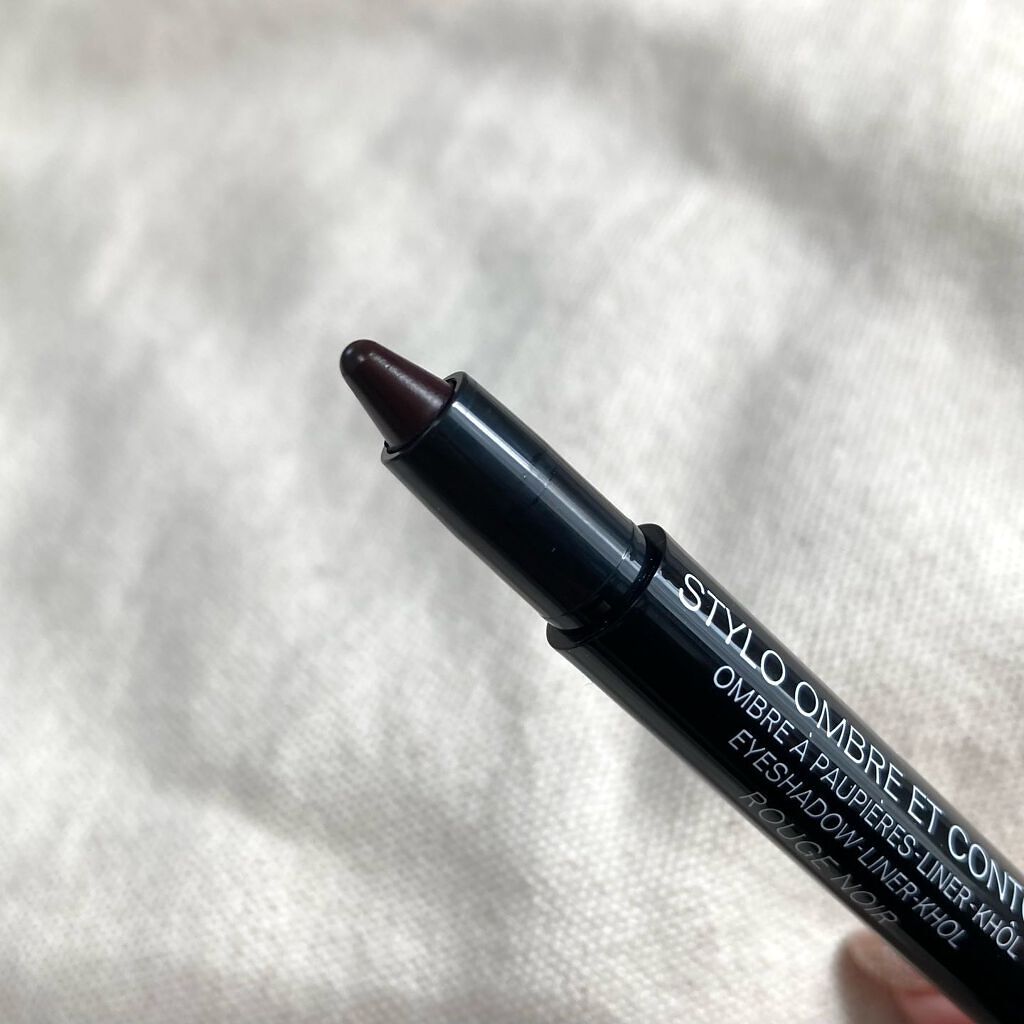 スティロ オンブル エ コントゥール 8 ルージュ ヌワール/CHANEL/スティックアイシャドウを使ったクチコミ（2枚目）