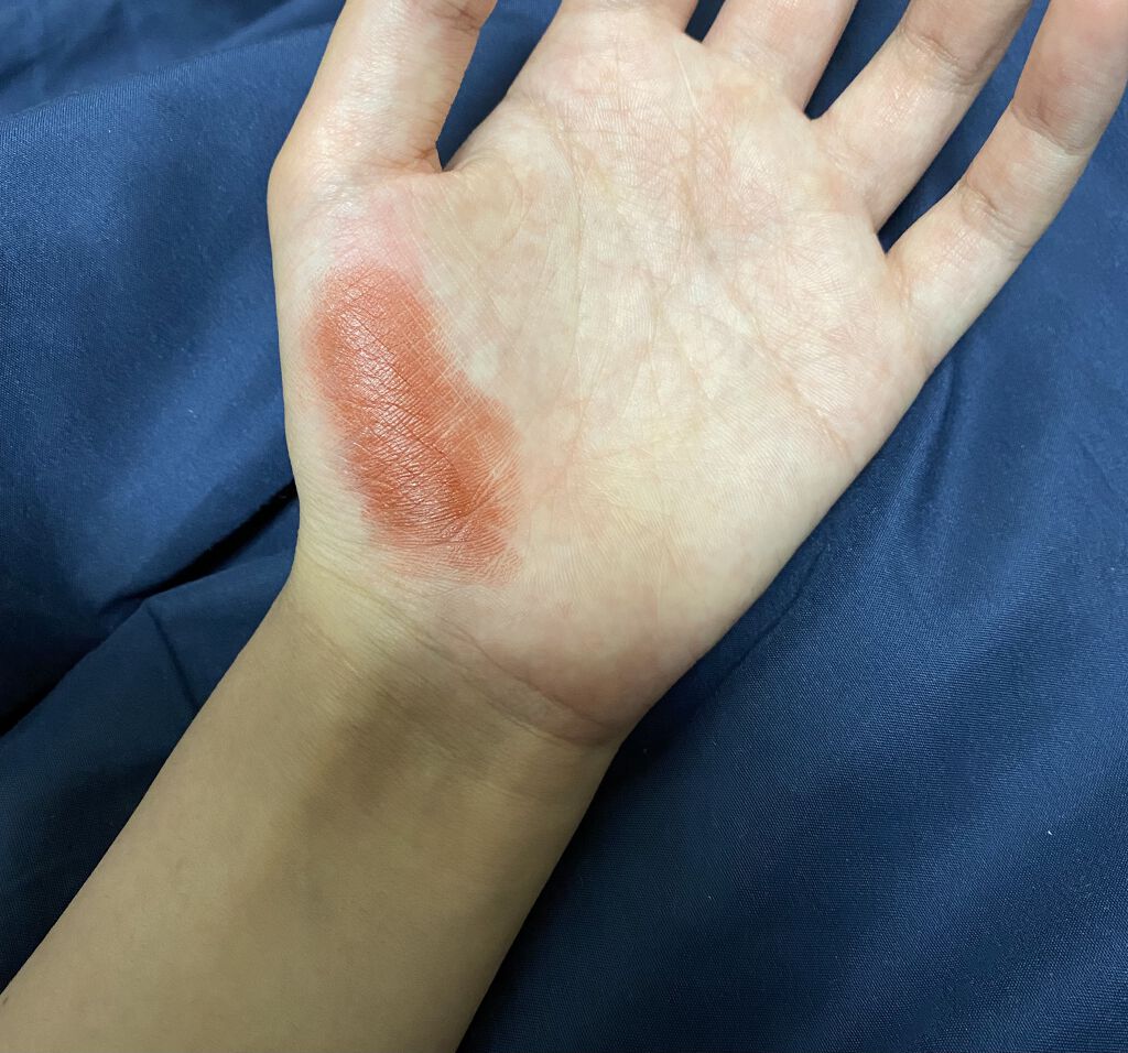 ラブ ミー リキッド リップカラー/M・A・C/口紅を使ったクチコミ（3枚目）