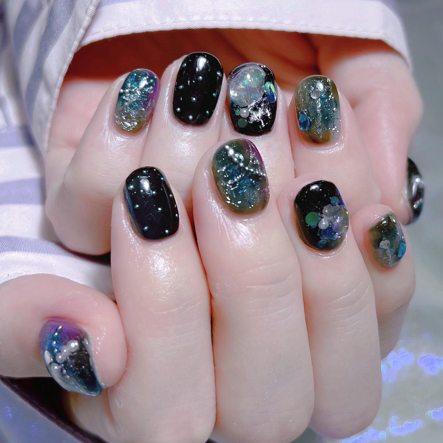 #ネイル,#黒ネイルのネイルデザイン