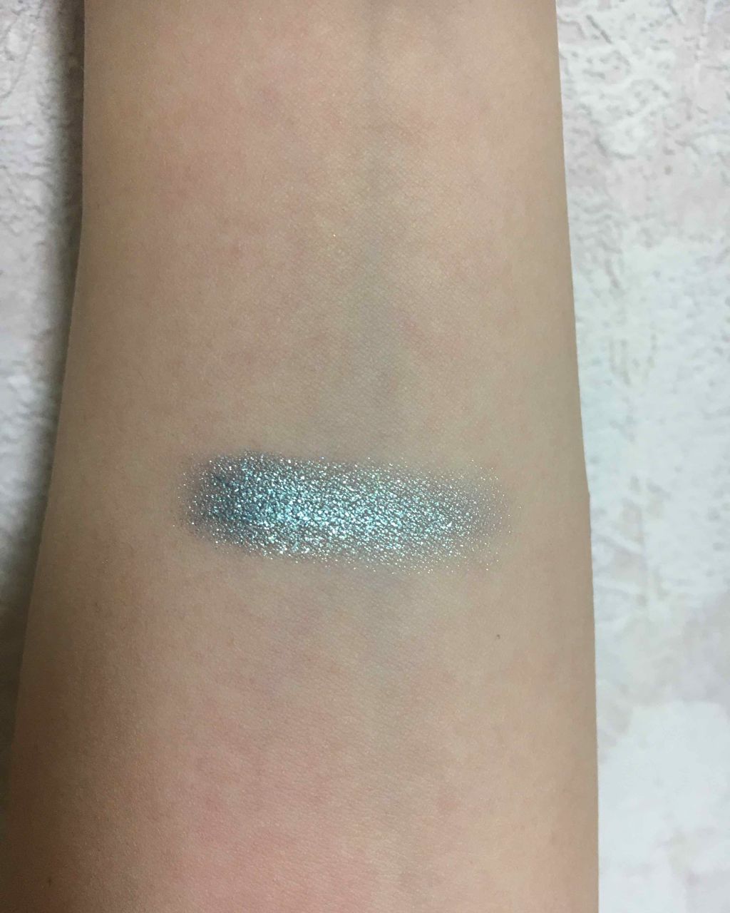 セルフィーフィックスピグメント/Witch's Pouch/単色アイシャドウを使ったクチコミ（3枚目）