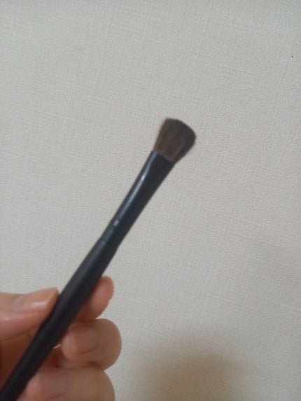 DAISO メイクブラシ  馬毛のクチコミ「    DAISO メイクブラシ  馬毛
みなさん、おはようございます☺️
今回は、DAIS.....」(2枚目)