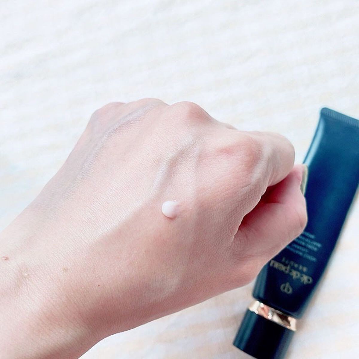 ヴォワールイドラタンロングトゥニュ/クレ・ド・ポー ボーテ/化粧下地を使ったクチコミ（2枚目）