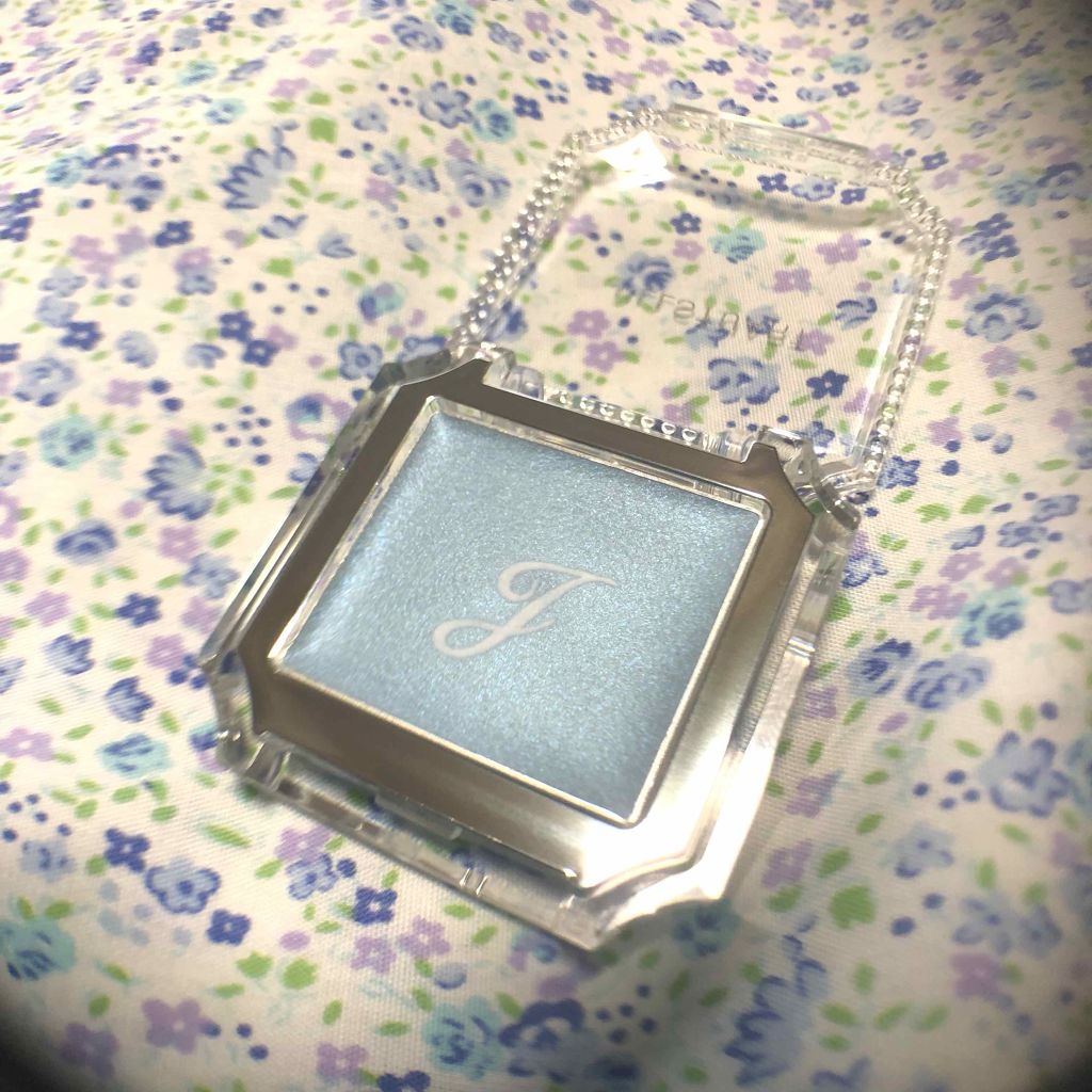 アイコニックルック アイシャドウ/JILL STUART/単色アイシャドウを使ったクチコミ（2枚目）