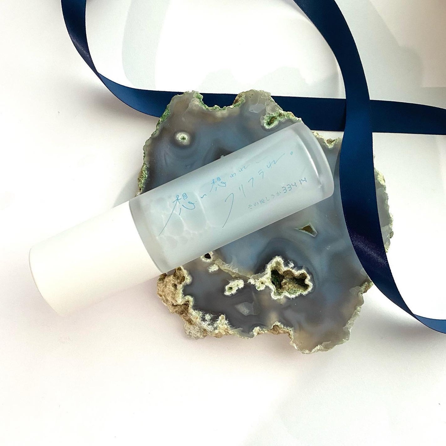 MONAMI@フォロバ100 on LIPS 「きゅんなパケにときめく美容液✨@furifura_offici..」(1枚目)