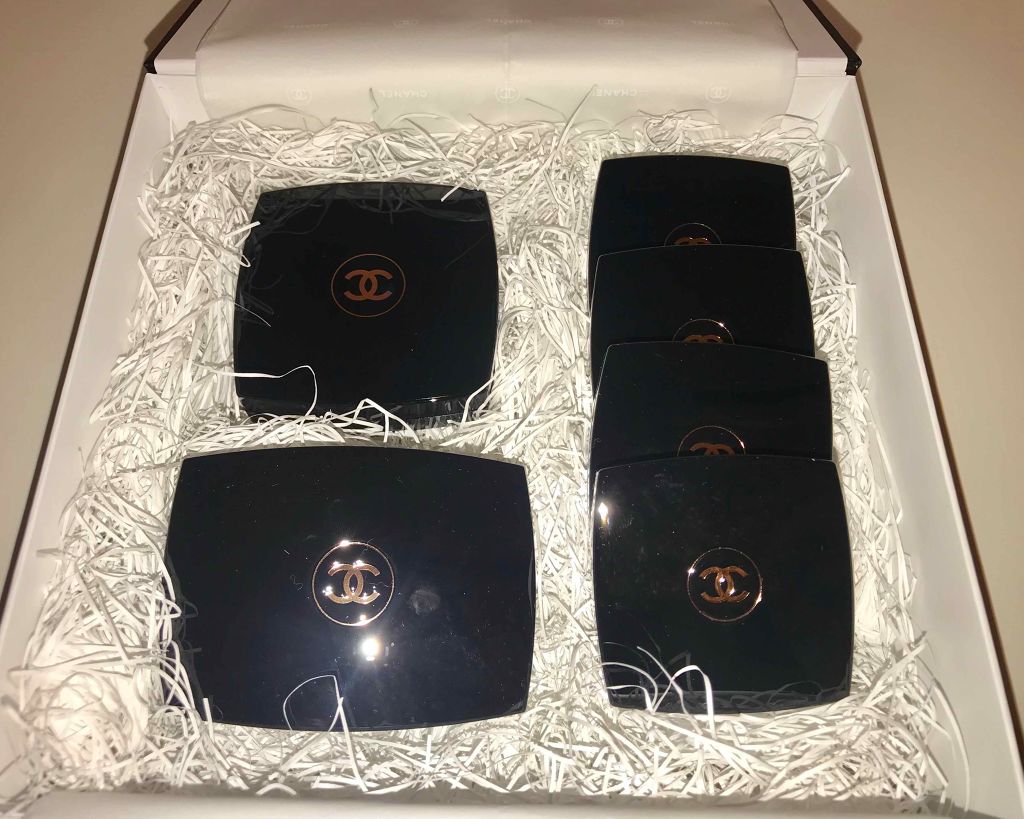 オンブル プルミエール プードゥル/CHANEL/単色アイシャドウを使ったクチコミ(4枚目)