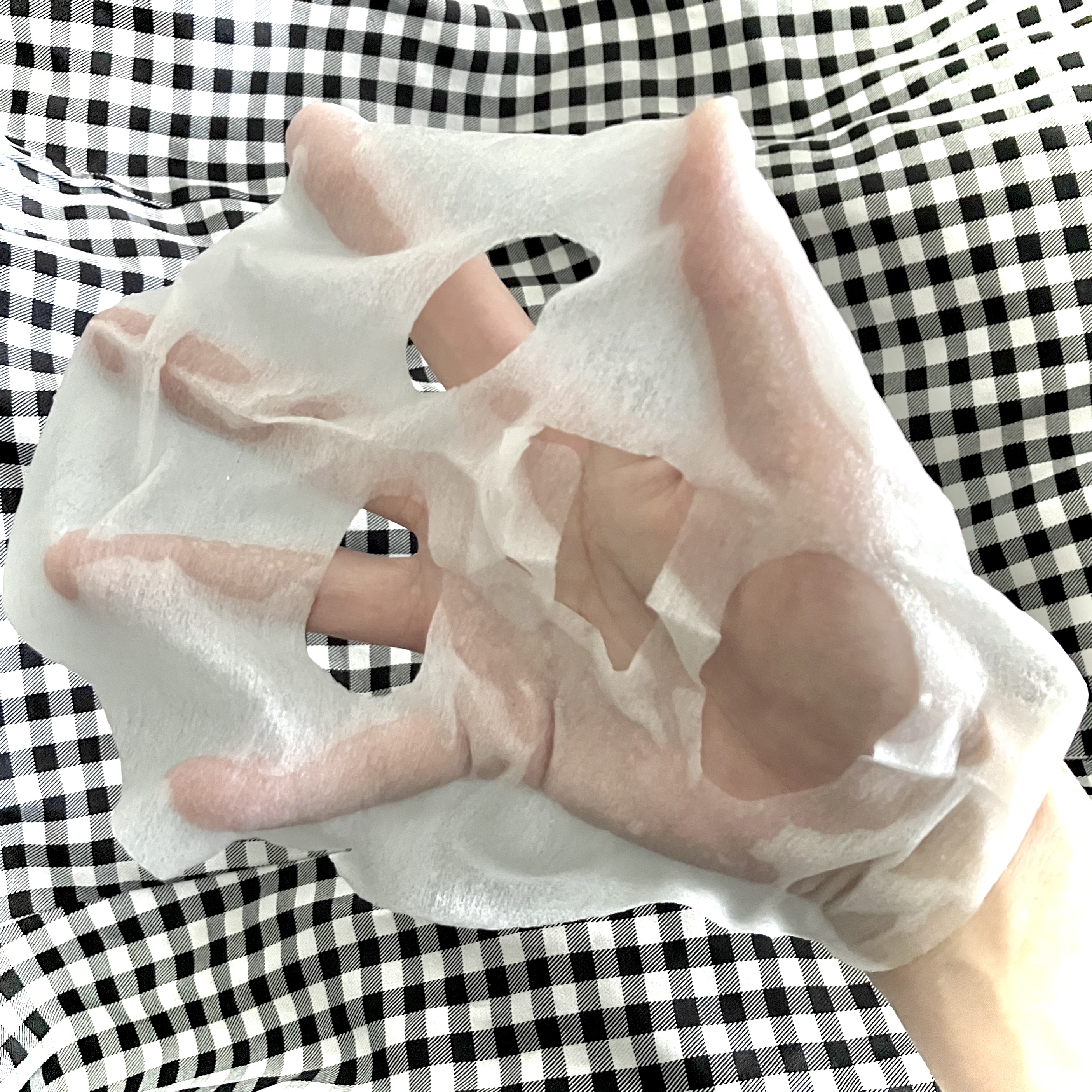 シートマスク VC100＋レチノール/CICIBELLA/シートマスク・パックを使ったクチコミ（3枚目）