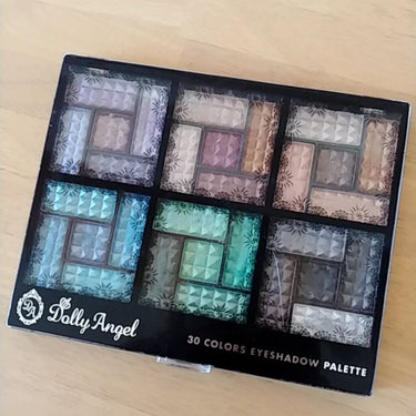 30COLORSEYESHADOWPALETTE/Dolly Angel/アイシャドウパレットを使ったクチコミ（1枚目）