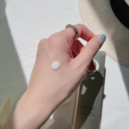 セラムコンサントレエクレルシサン/クレ・ド・ポー ボーテ/美容液を使ったクチコミ(3枚目)