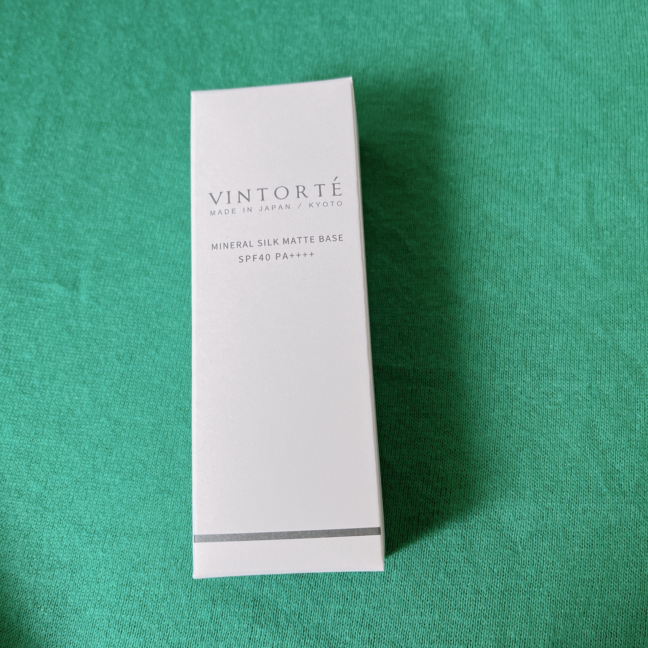 ミネラルシルクマットベース/ヴァントルテ/化粧下地を使ったクチコミ（1枚目）