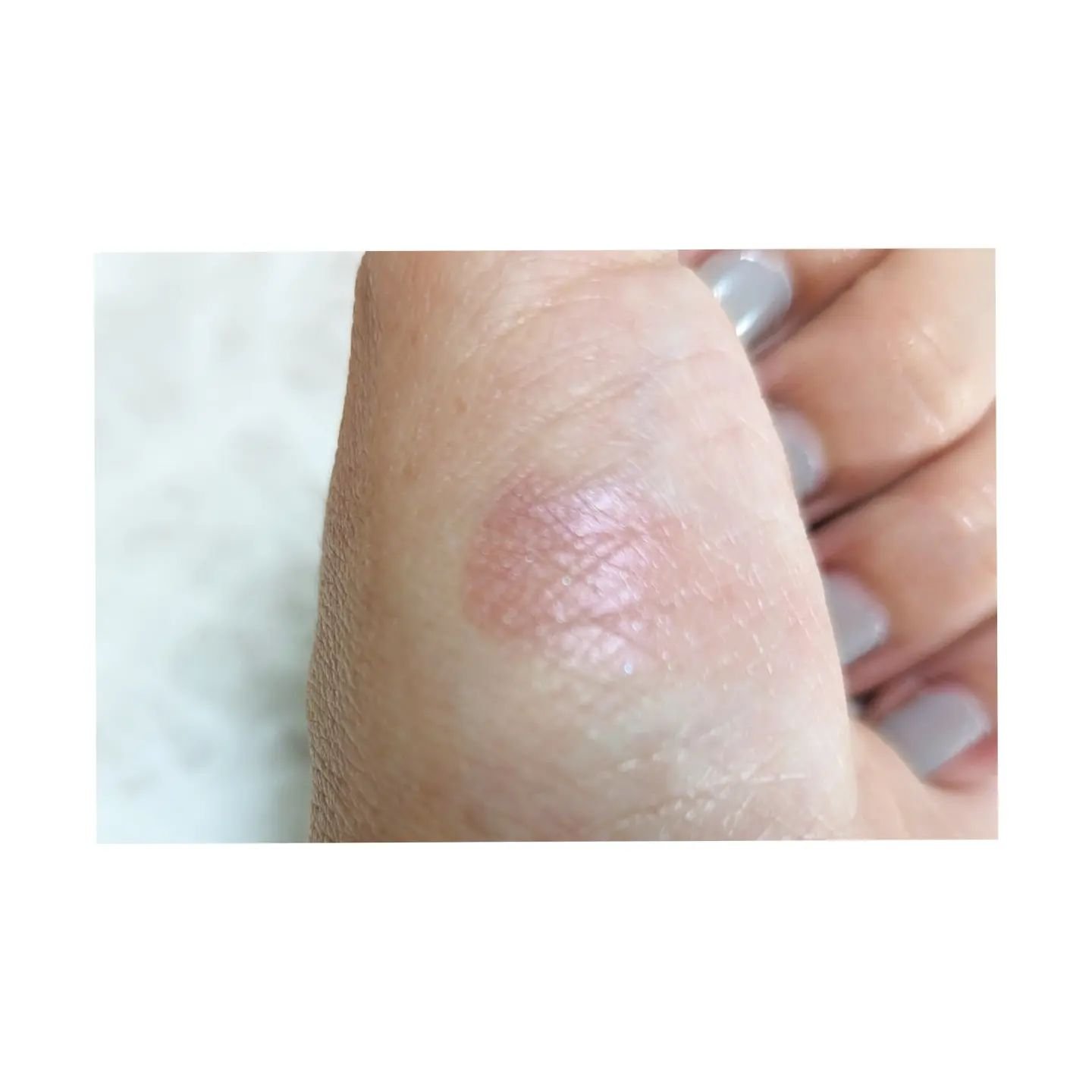 ルナソル カラーリングシアーチークス(グロウ)/LUNASOL/パウダーチークを使ったクチコミ（2枚目）