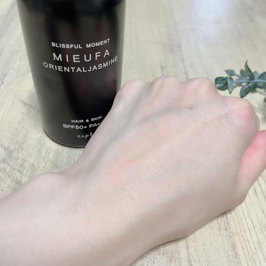 MIEUFA ミーファ フレグランスUVスプレー オリエンンタルジャスミンのクチコミ「\髪にも紫外線対策🌞/
ミーファ
フレグランスUVスプレー
オリエンタルジャスミンの香り

✔.....」（3枚目）