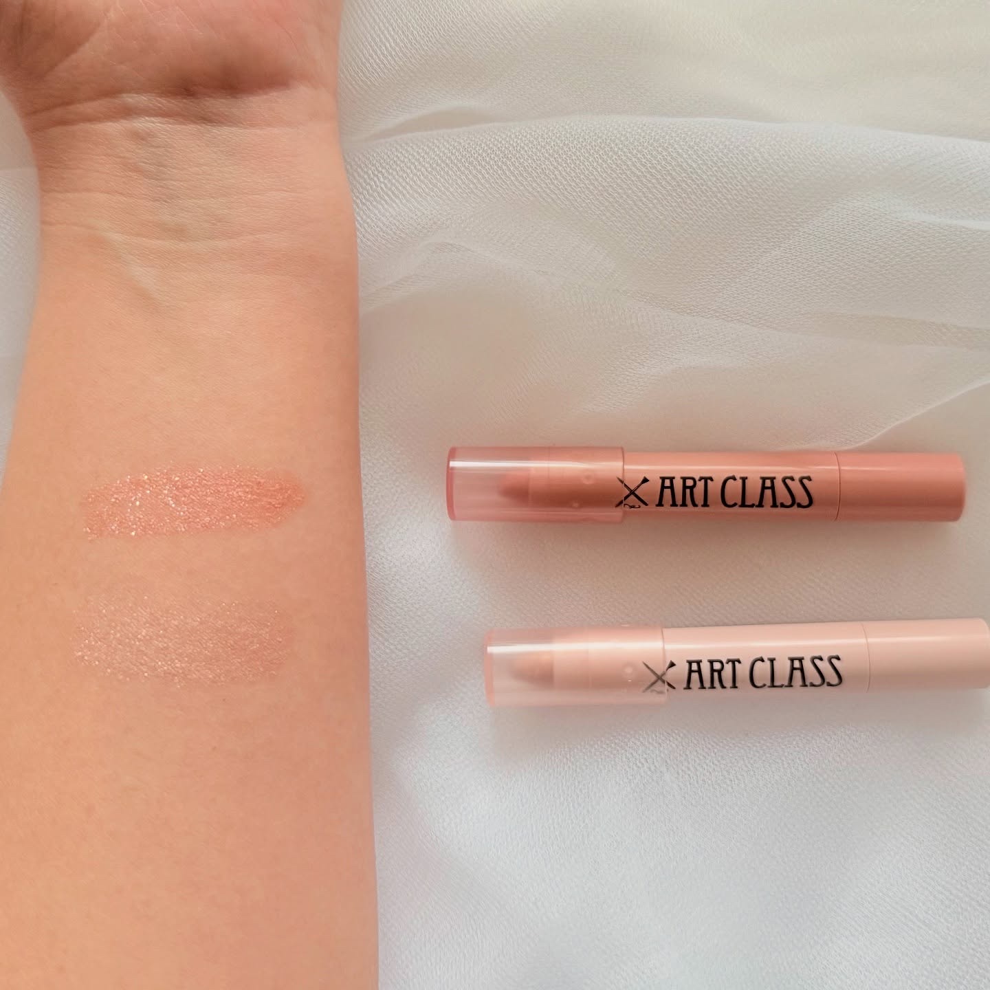 アートクラス アイグリッツ/too cool for school/スティックアイシャドウを使ったクチコミ（3枚目）