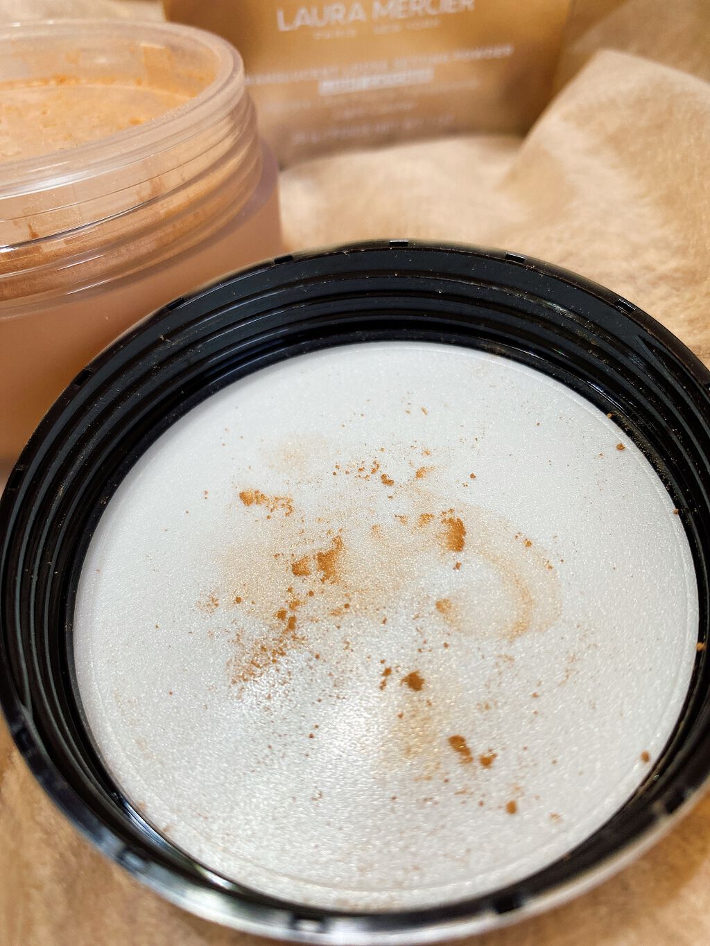 トランスルーセント ルース セッティング パウダー ライトキャッチャー/ローラ メルシエ/ルースパウダーを使ったクチコミ(5枚目)