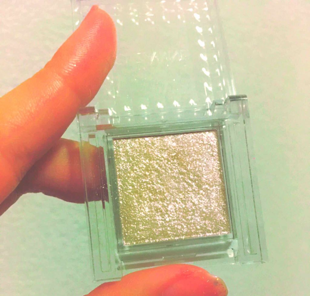 シングルカラーアイシャドウ/CEZANNE/単色アイシャドウを使ったクチコミ（1枚目）