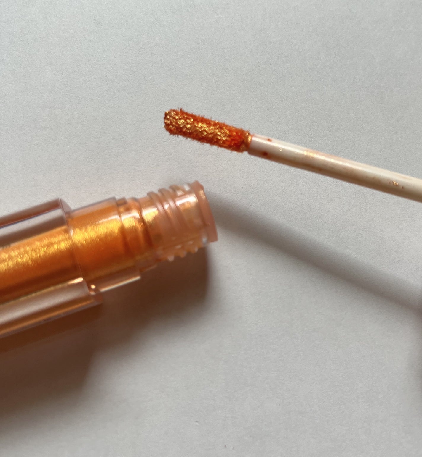 ダイヤモンドシリーズ 星空リキッドアイシャドウ/ZEESEA/リキッドアイシャドウを使ったクチコミ(2枚目)