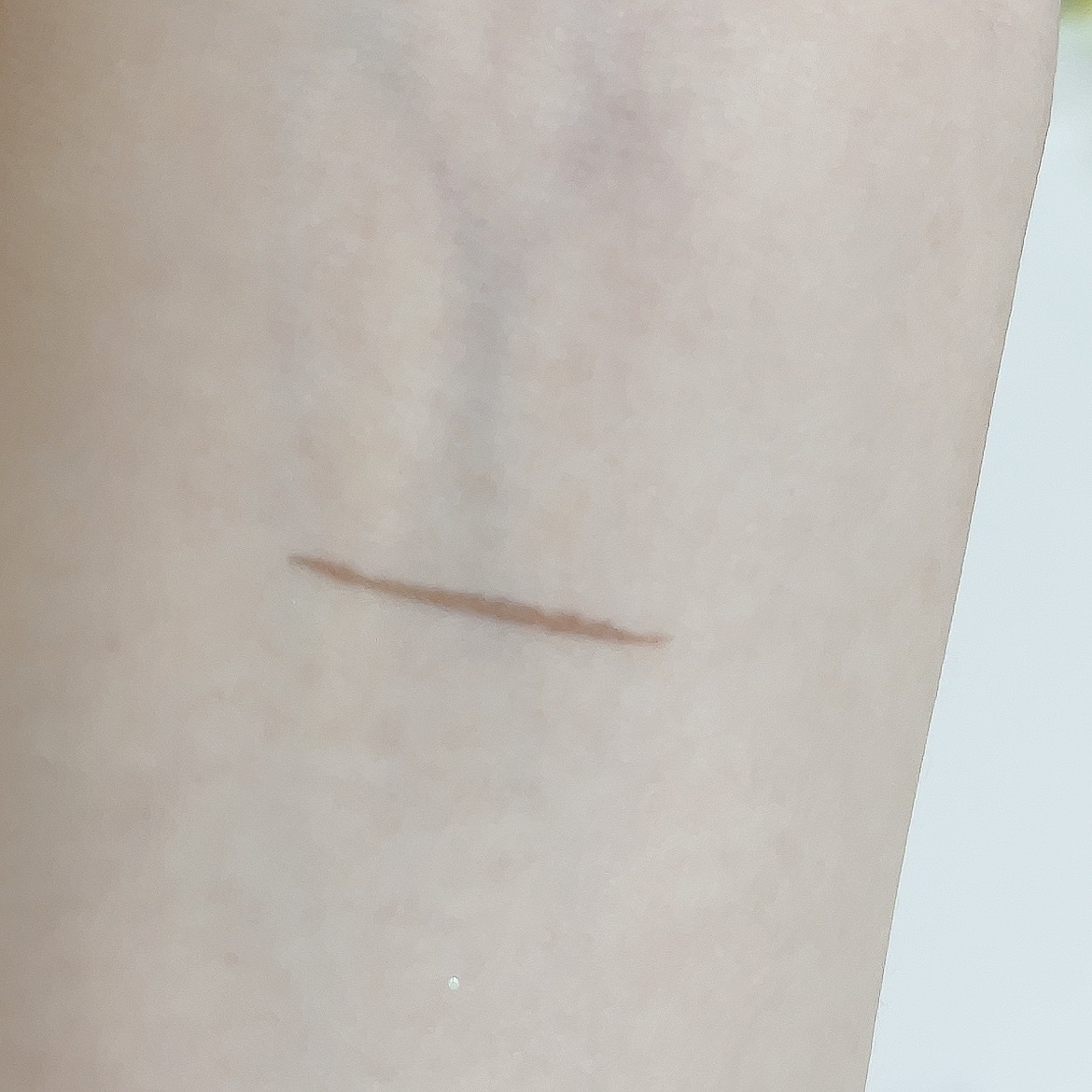 ジュエルライナーコレクション　グレーパールの幻惑/Armuje/リキッドアイライナーを使ったクチコミ（3枚目）