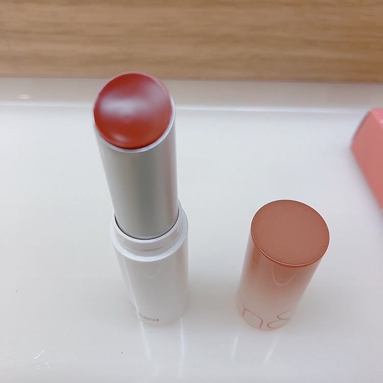 グラスティングメルティングバーム/rom&nd/リップバームを使ったクチコミ（2枚目）