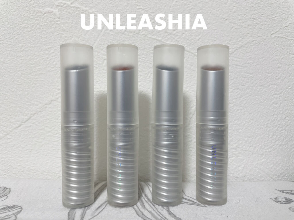 グリッタリーウェブリップバーム/unleashia/リップケアを使ったクチコミ（2枚目）