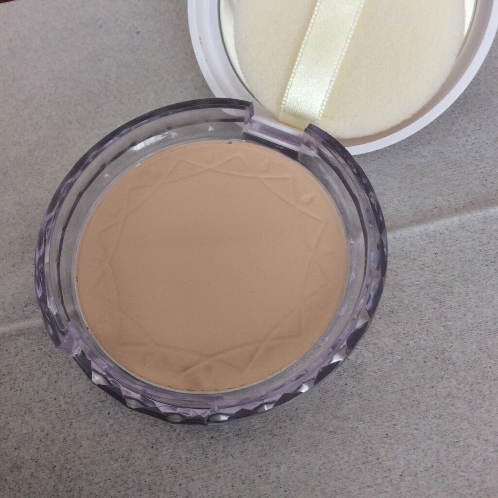 UVクリアフェイスパウダー/CEZANNE/プレストパウダーを使ったクチコミ(2枚目)