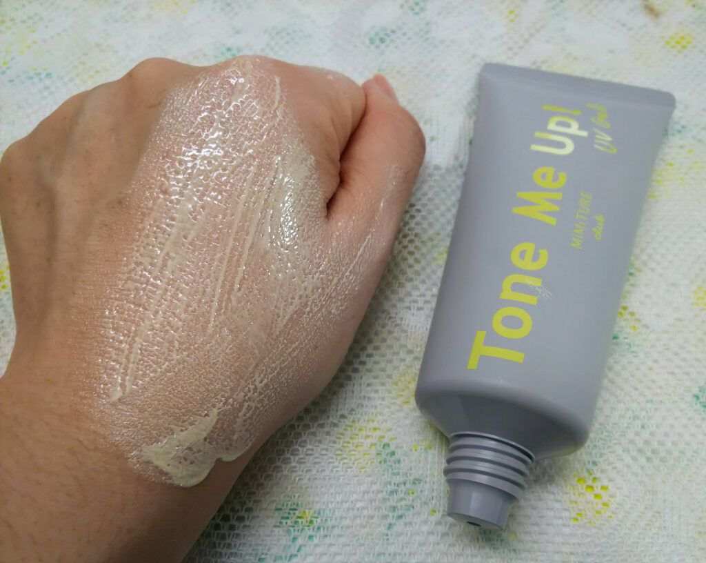 ミミチュール トーンミーアップ UVジェル/クラブ/日焼け止めジェルを使ったクチコミ(4枚目)