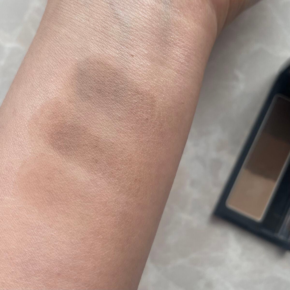 ケイト デザイニングアイブロウ3D/KATE/パウダーアイブロウを使ったクチコミ(2枚目)