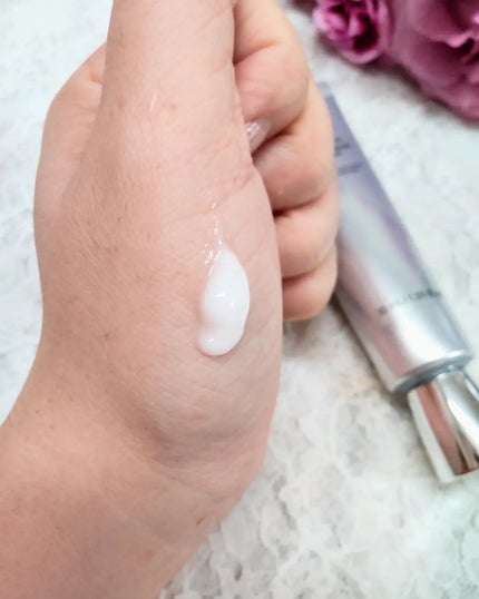 エッセンシャル リアル アイクリーム フォーフェイス/AHC/アイケア・アイクリームを使ったクチコミ(3枚目)