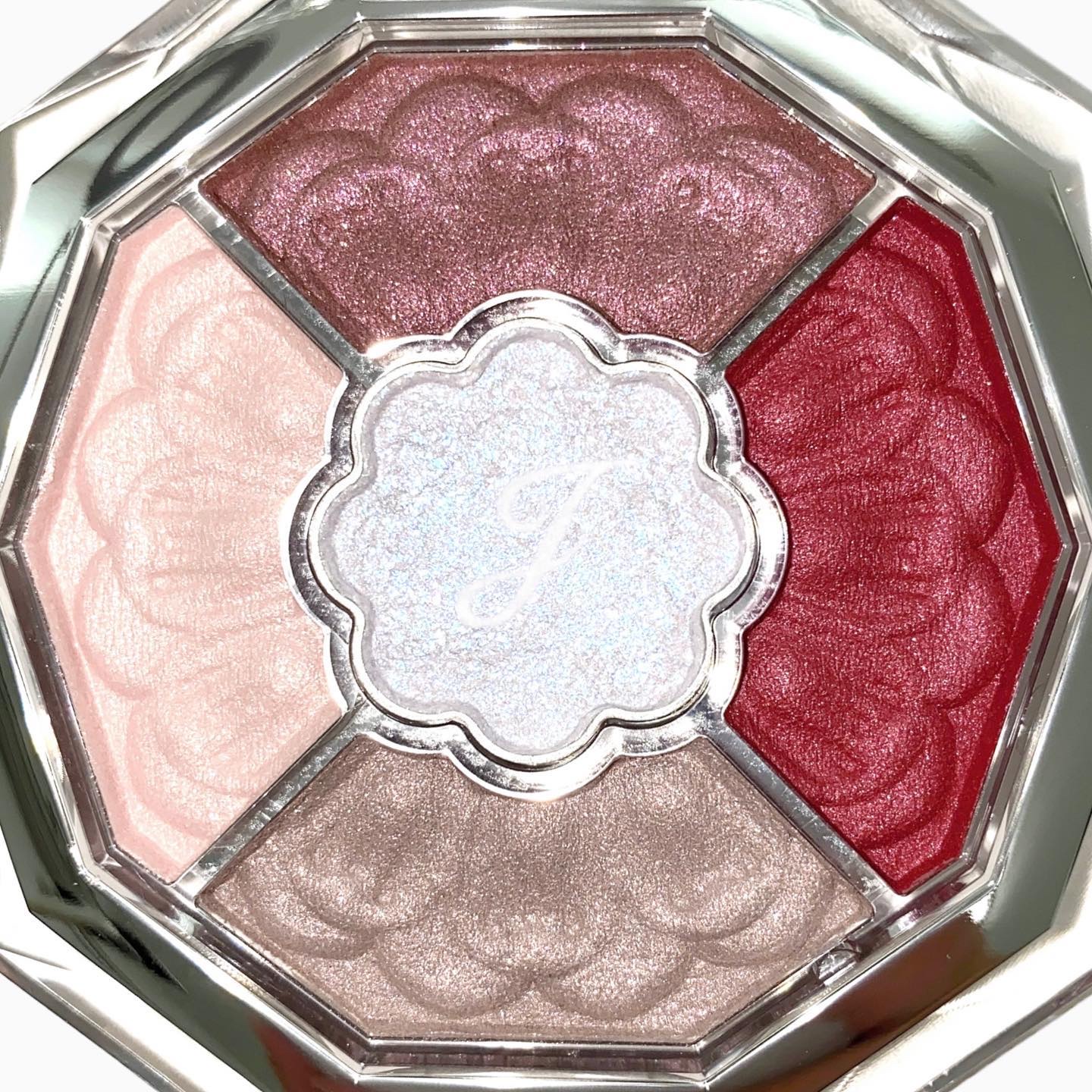 ジルスチュアート ブルームクチュール アイズ　ジュエルドブーケ/JILL STUART/アイシャドウパレットを使ったクチコミ（2枚目）