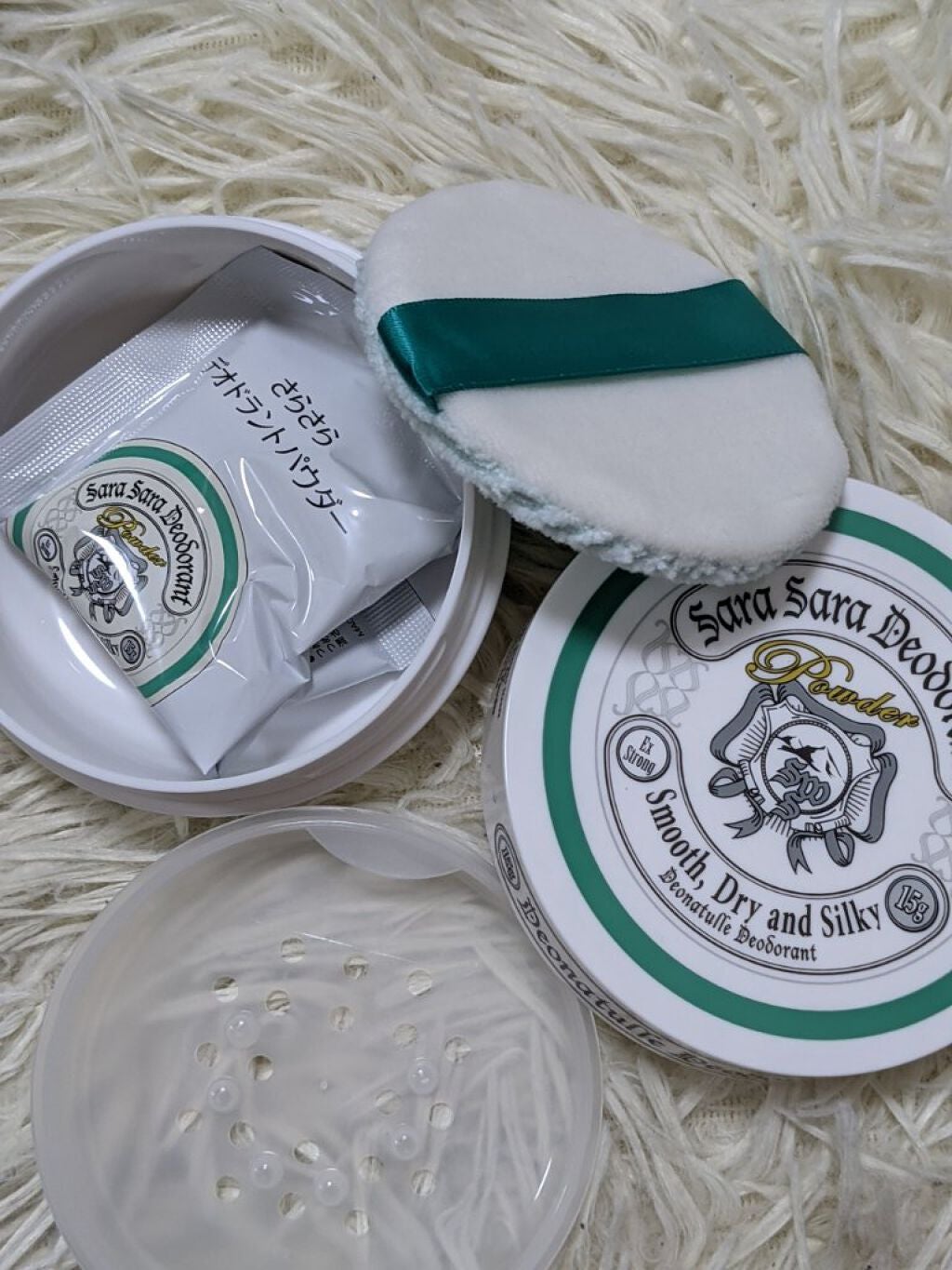 薬用さらさらデオドラントパウダー/デオナチュレ/デオドラント・制汗剤を使ったクチコミ(2枚目)