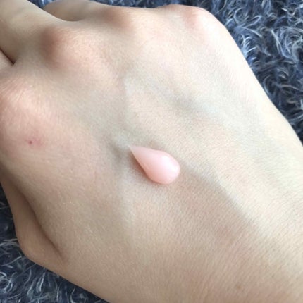 VECUA Honey ワンダーハニー とろとろハンドクリーム ジューシーロッソのクチコミ「・べキュアハニー ワンダーハニー とろとろハンドクリーム ジューシーロッソ
パッケージの可愛.....」(3枚目)