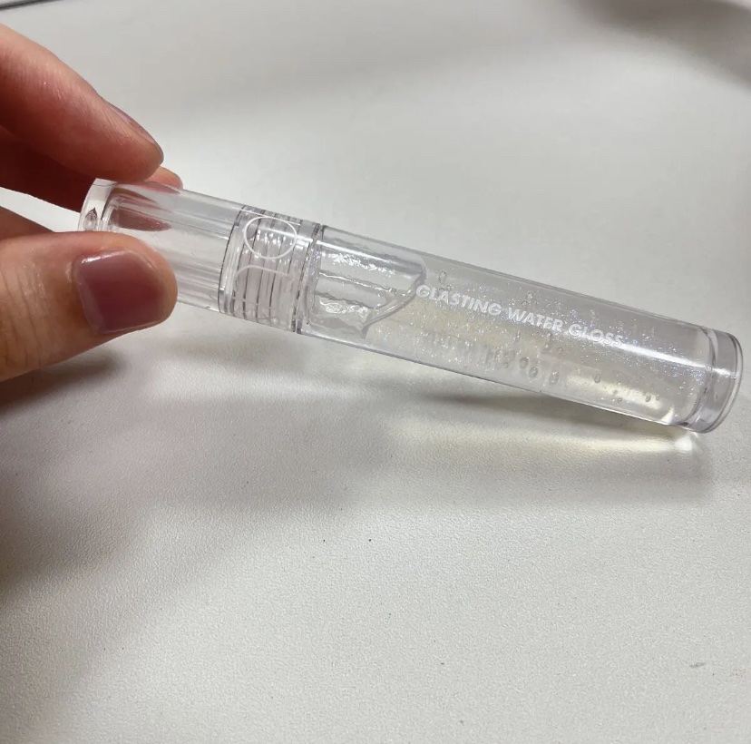 グラスティングウォーターグロス/rom&nd/リップグロスを使ったクチコミ（1枚目）