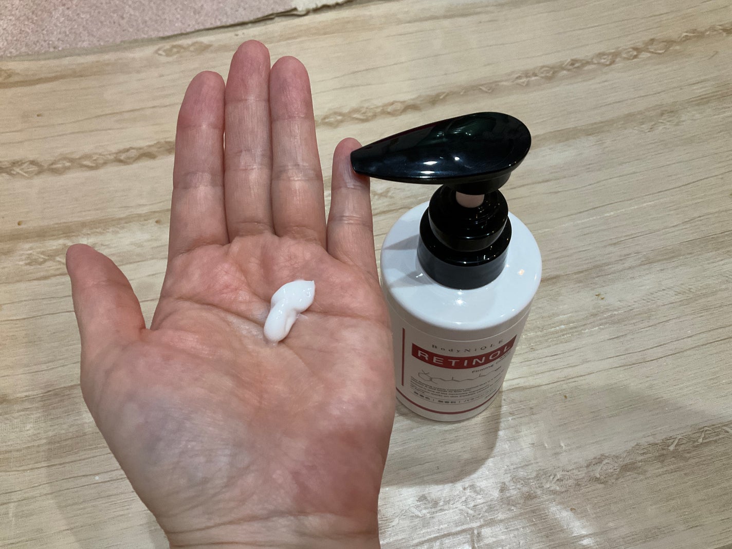 レチノールボディクリーム/BodyNiQLE/ボディクリームを使ったクチコミ(2枚目)