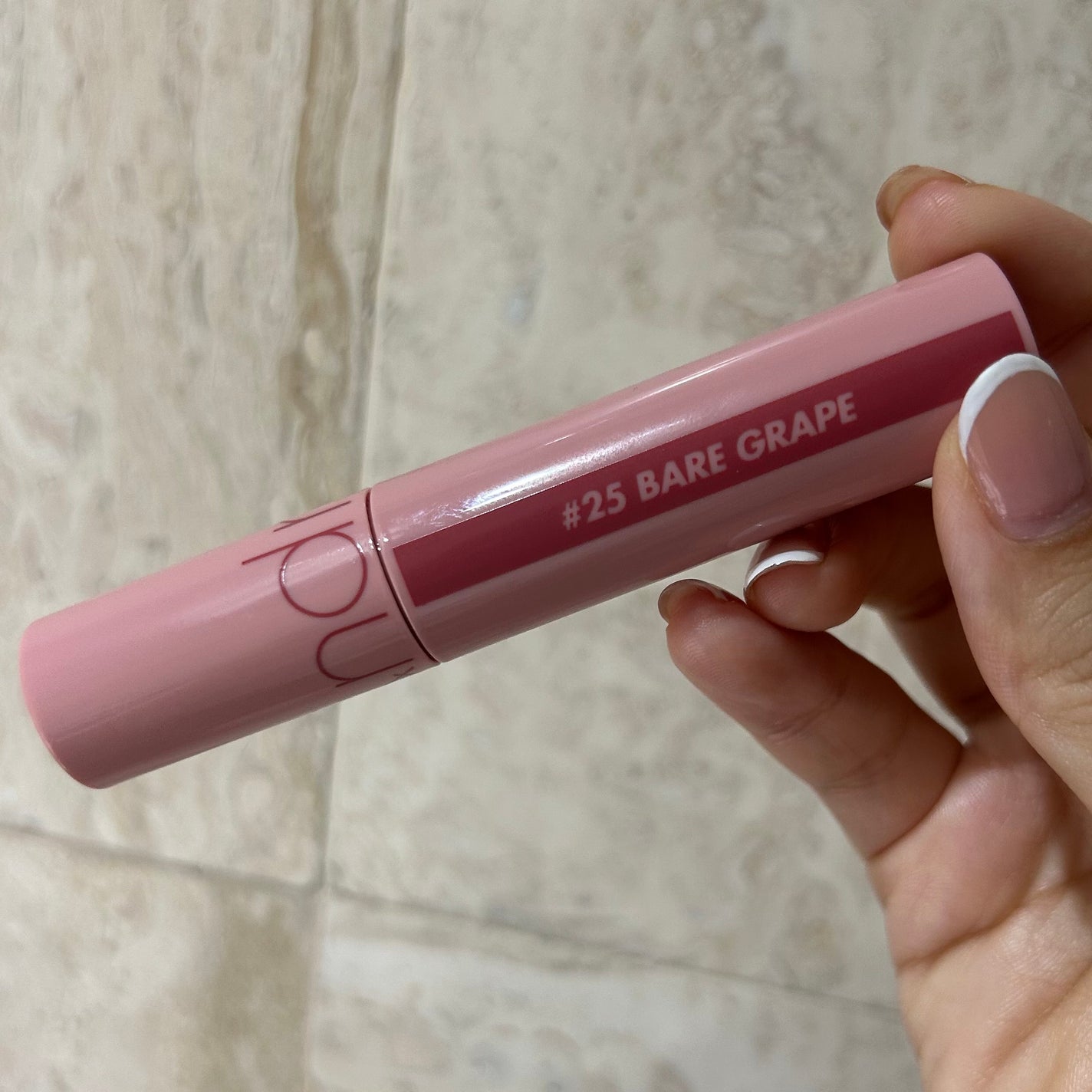 ジューシーラスティングティント/rom&nd/リップティントを使ったクチコミ(2枚目)