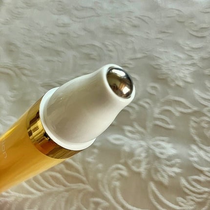 V9ビタミンアンプルロールオンアイクリームクリア/JMsolution/アイケア・アイクリームを使ったクチコミ(4枚目)