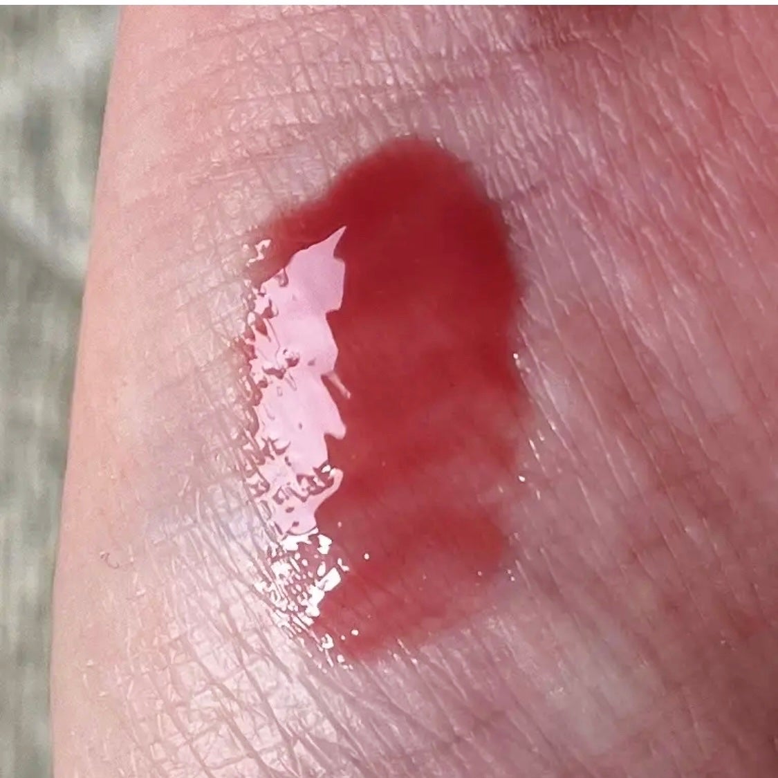 グラスティングカラーグロス/rom&nd/リップグロスを使ったクチコミ(3枚目)