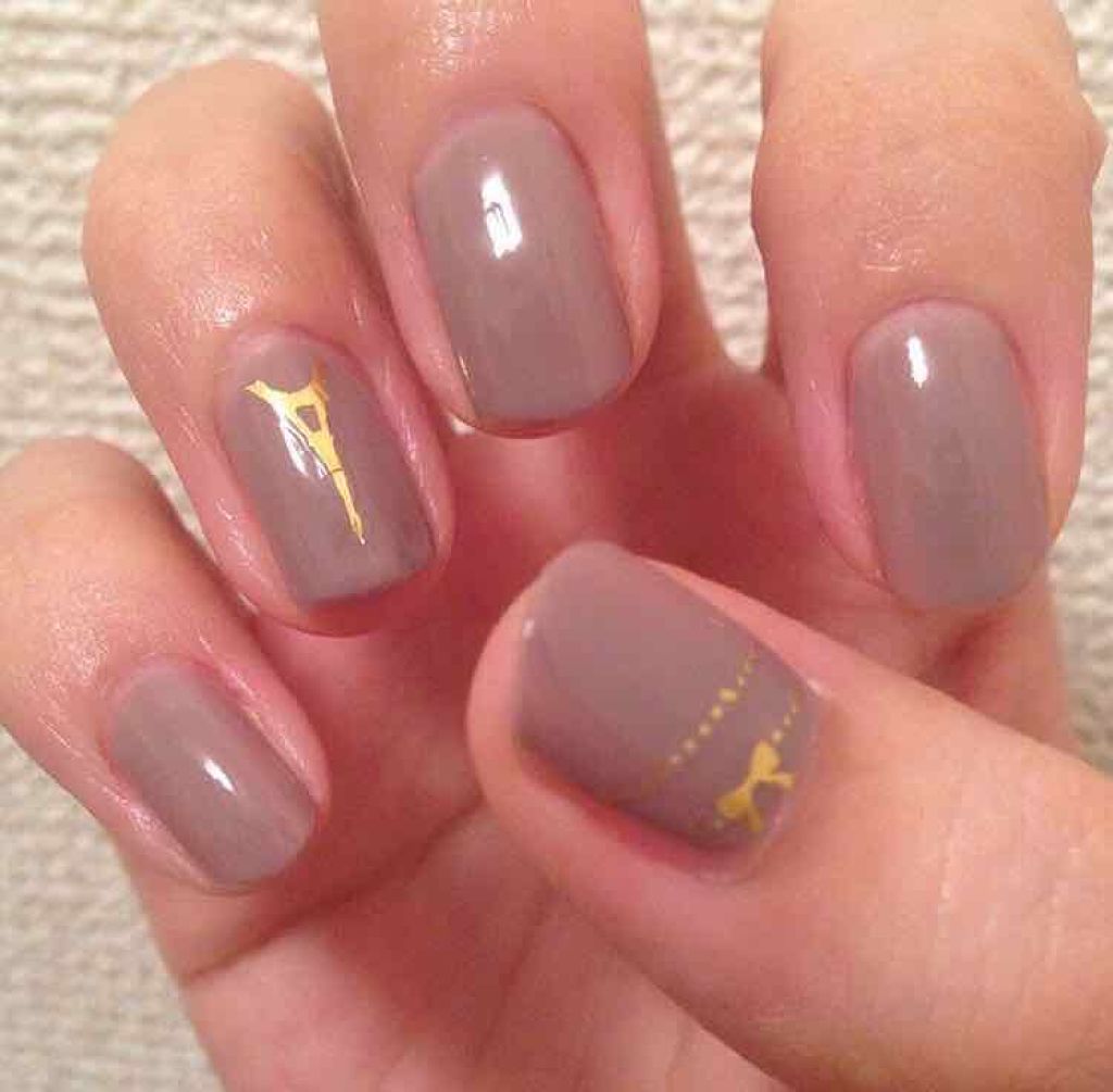 ネイルホリック Classic color BE304/ネイルホリック/マニキュアを使ったクチコミ（1枚目）