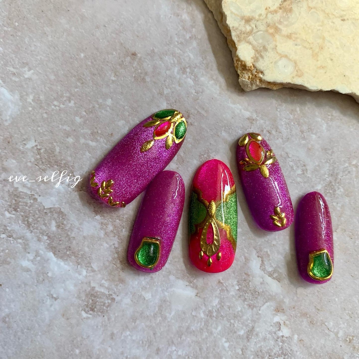 ビー玉マグネットジェル/ネイル工房/ジェルネイルを使ったクチコミ(4枚目)