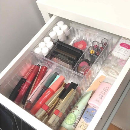 kana. on LIPS 「今回はコスメ・スキンケアの収納方法を紹介します!私はIKEAの..」(2枚目)