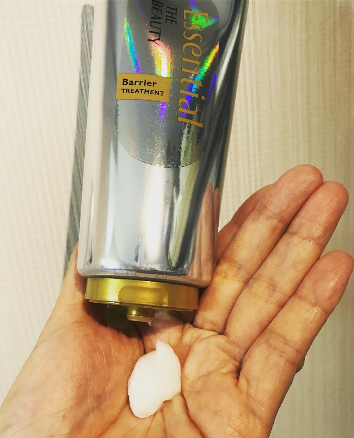 髪のキメ美容バリアトリートメント/エッセンシャル/洗い流すヘアトリートメントを使ったクチコミ（3枚目）