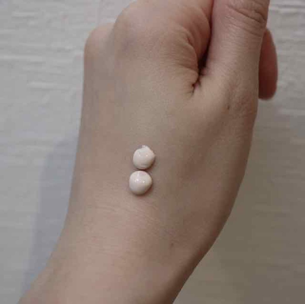 エリクシール ルフレ バランシング おしろいミルク/エリクシール/乳液を使ったクチコミ(3枚目)