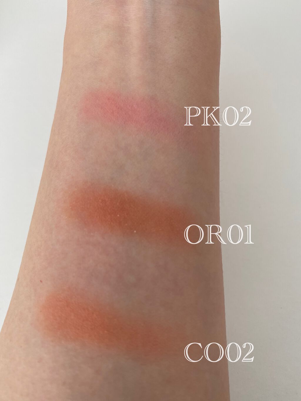 フラロッソ ルーチ ブラッシュ/アスタリフト/パウダーチークを使ったクチコミ（3枚目）