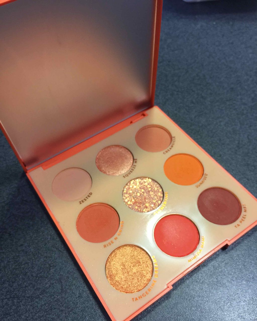 ORANGE YOU GLAD/ColourPop/アイシャドウパレットを使ったクチコミ(3枚目)