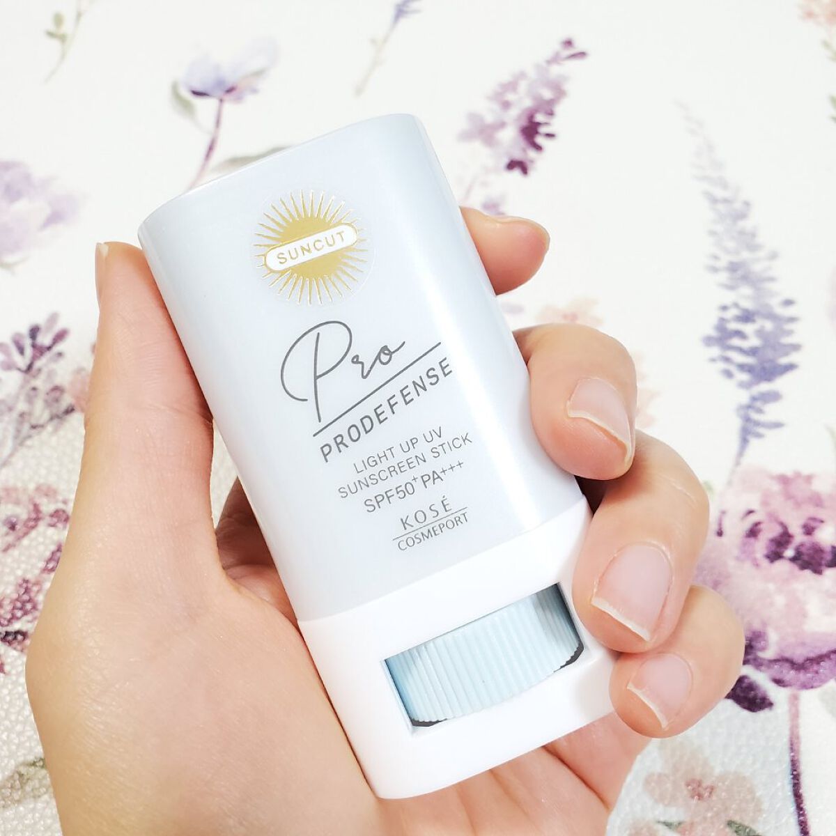 プロディフェンス ライトアップUV スティック/サンカット®/日焼け止めスティックを使ったクチコミ（2枚目）