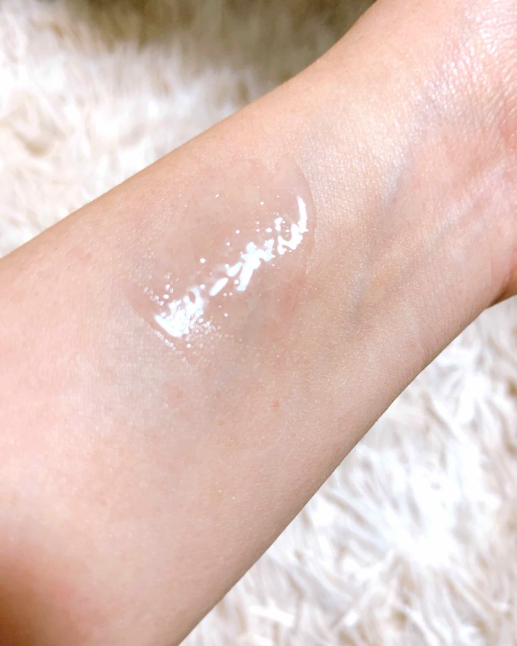 ayu_cosme_love on LIPS 「8/2発売のGUERLAINのキスキスリクィッド💋360番Na..」(2枚目)