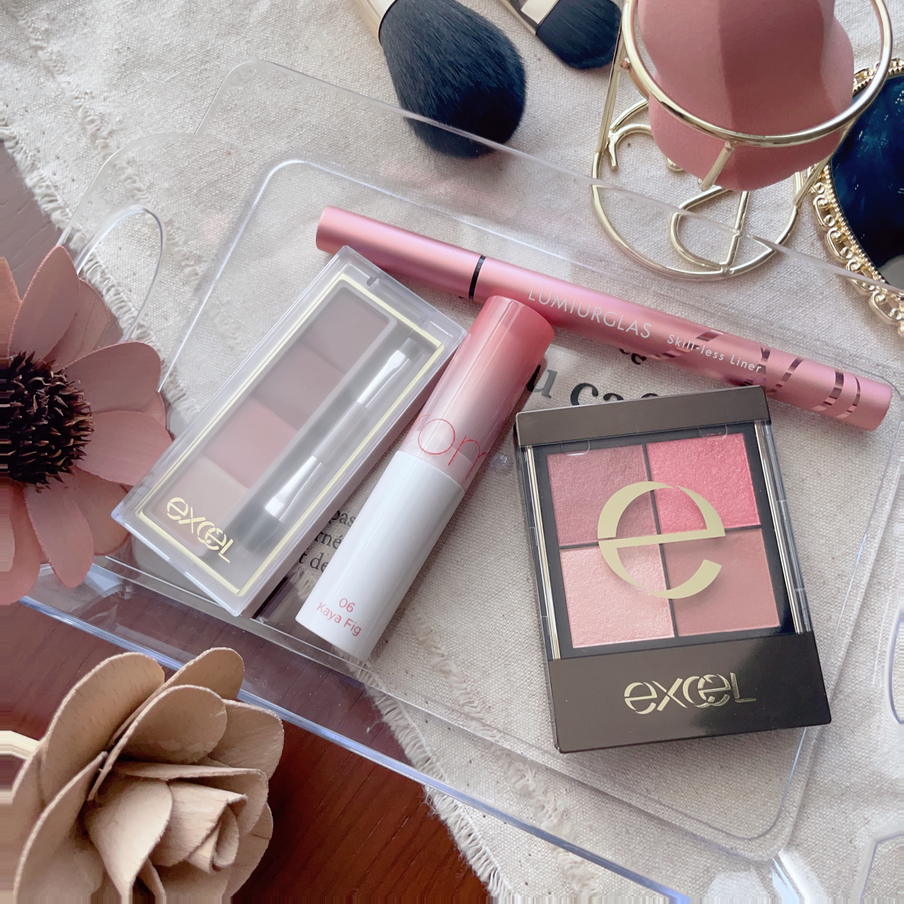 リアルクローズシャドウ/excel/アイシャドウパレットを使ったクチコミ（1枚目）